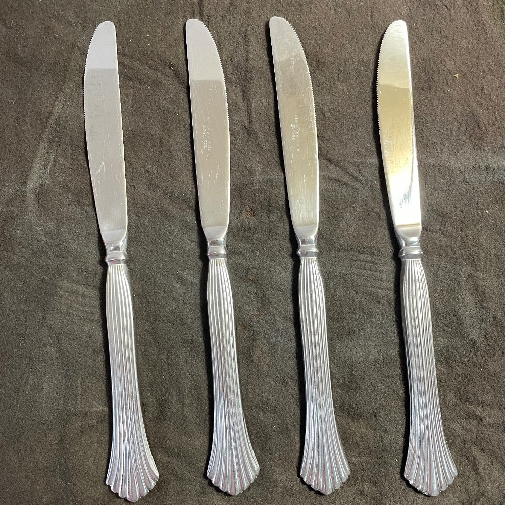 Vintage Rogers by Stanley Roberts Drama Pattern 4 Dinner Knives Flatware Korea